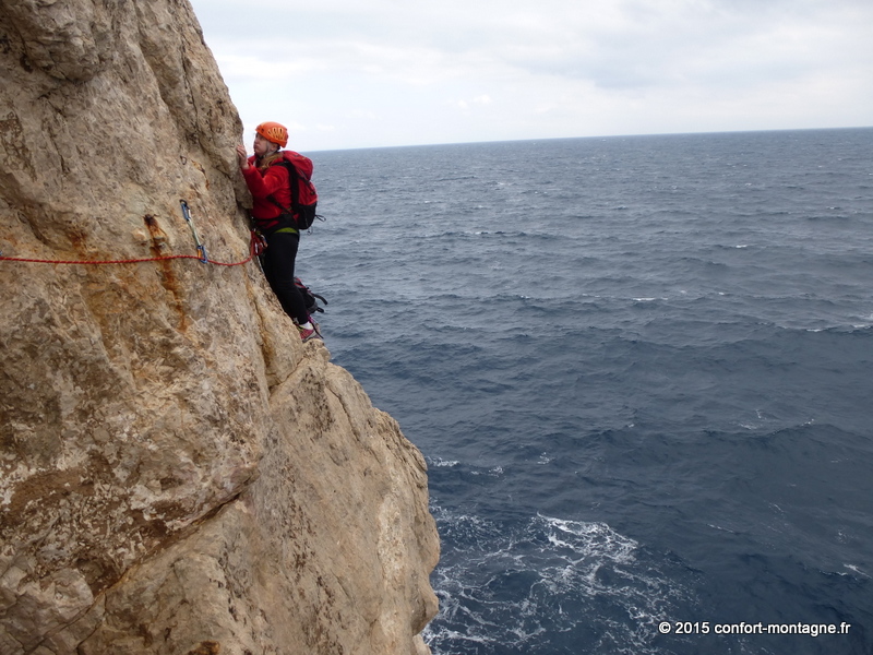 © 2015 confort-montagne-Calanques(14)